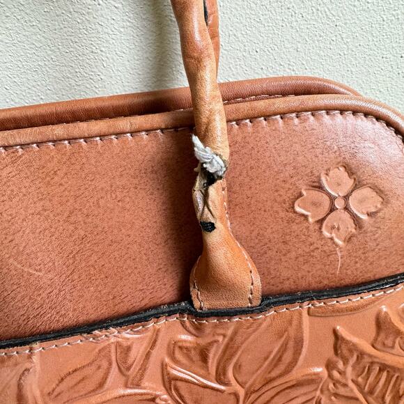 Patricia Nash VINTAGE Tooled leather tan Shoulder bag Purse & Scarf DAMAGED READ - Picture 3 of 16
